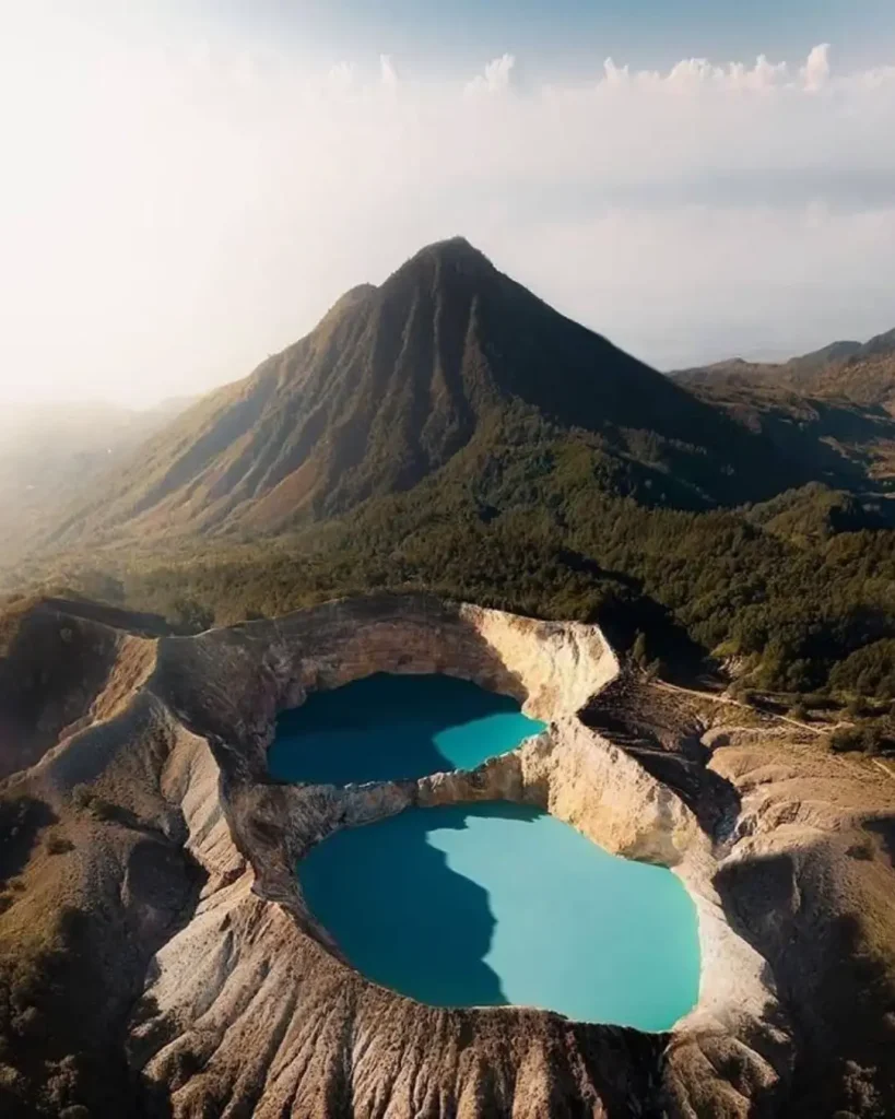 Overland Tour Flores