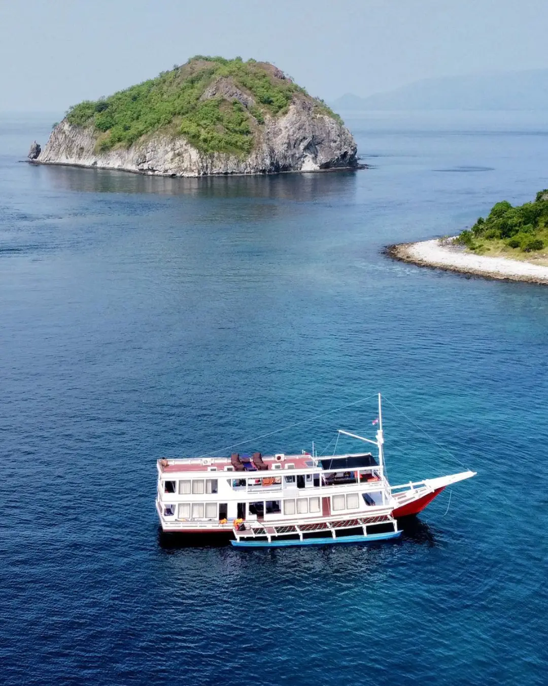 Flores & Komodo — Signature Journey 3D2N — Open Trip Edition (CRX-STD) - Gambar 4