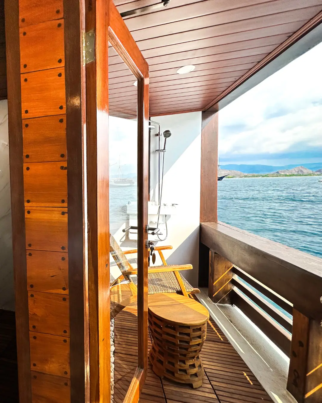 Flores & Komodo — Signature Journey 3D2N — Balcony Edition (NPT-DLX) - Gambar 3