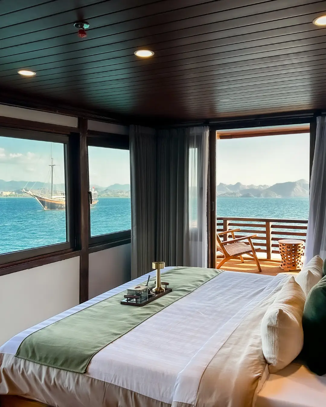 Flores & Komodo — Signature Journey 3D2N — Balcony Edition (NPT-DLX) - Gambar 18