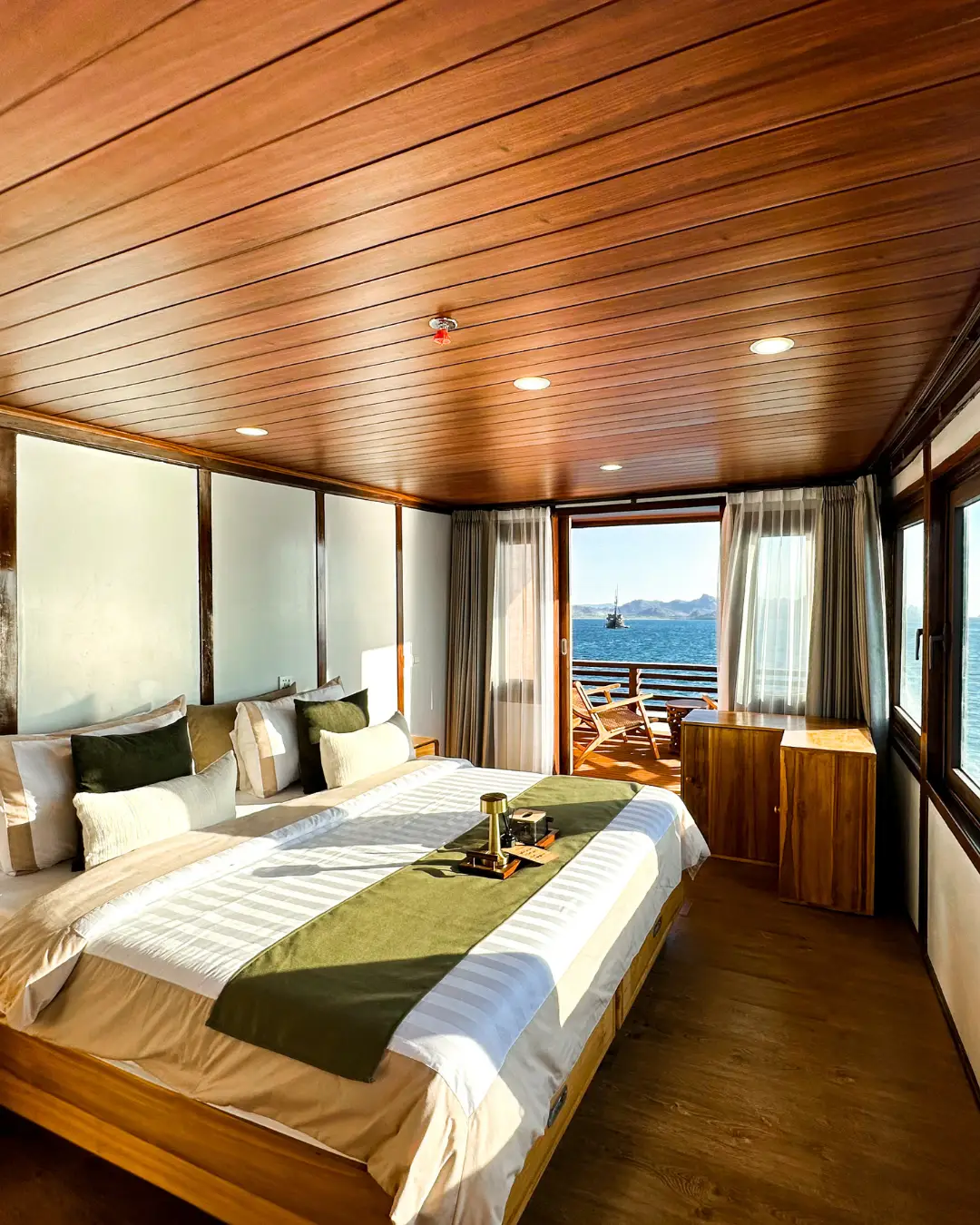 Flores & Komodo — Signature Journey 3D2N — Balcony Edition (NPT-DLX) - Gambar 21