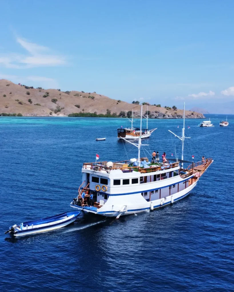 Flores & Komodo — Signature Journey 3D2N — Workcation Edition (LNS-SPR)