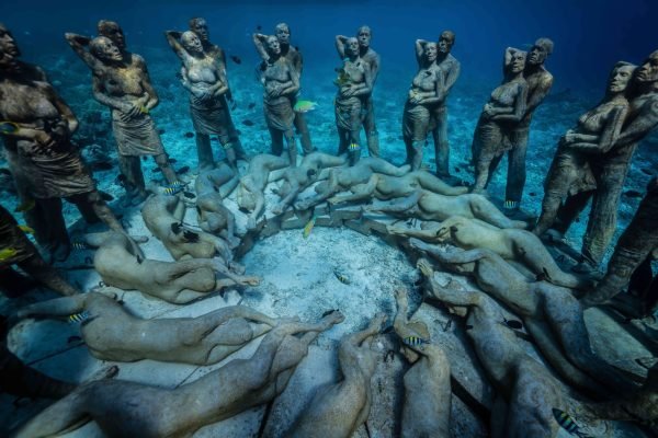statue gili meno